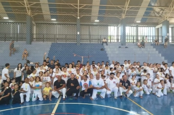 Talentos ubaranenses se destacam no regional de capoeira.