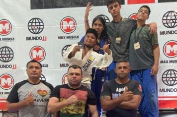 Jiu-jitsu social de Ubarana é destaque em campeonato com 5 medalhas