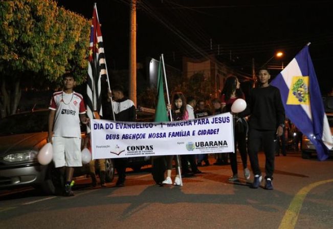 Durante Dia do Evangelho é realizada a 1º Marcha para Jesus na cidade de Ubarana