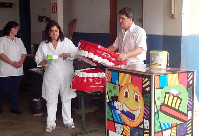 Projeto Escovação na Escola José Roberto