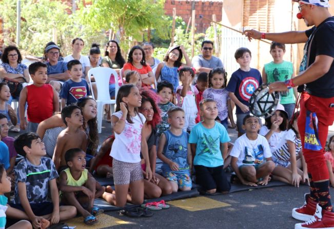 UBARANA LEVA TEATRO PARA OS 4 CANTOS DA CIDADE NA 11ª EDIÇÃO DO FESTUB