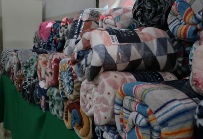 CRAS entrega mais de 200 cobertores.